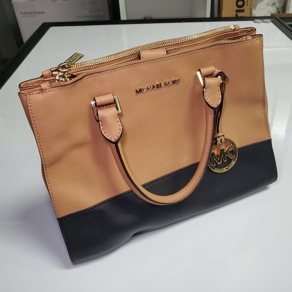 Michael Kors Color Block Leather handbag